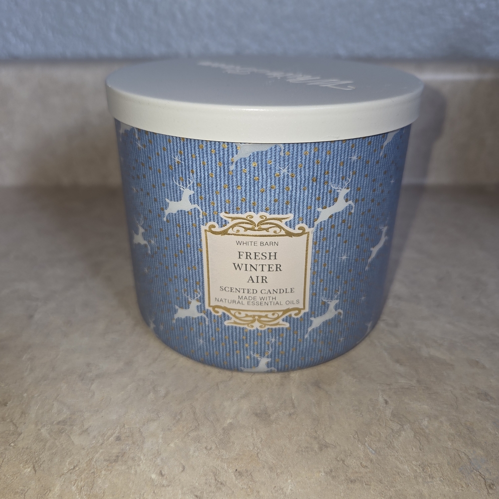 White Barn Fresh Winter Air Scented Candle 14.5 oz